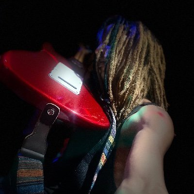 #Isaiah 40:31 🦅
Guitarist 🎸
Fender Affiliate 🔥🤙🏽
Student @MIHollywood ‘25 📚
Gamer/Anime lover 👾