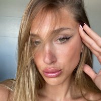 Liv (@liviluvss) 's Twitter Profile