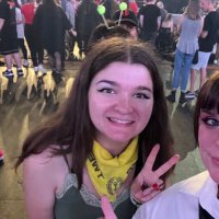becca ψ 🝪 (@fakeyououttt) 's Twitter Profile Photo becca ψ 🝪 (@fakeyououttt) 's Twitter Profile Photo