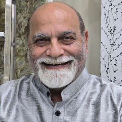 ਬਲਜੀਤ ਬੱਲੀ , बलजीत बल्ली,INDIA, Nature Lover, Journalist, Columnist , Commentator , Founder Editor: https://t.co/HI7e1m28X5, Tirchhi Nazar Media, Book Publisher