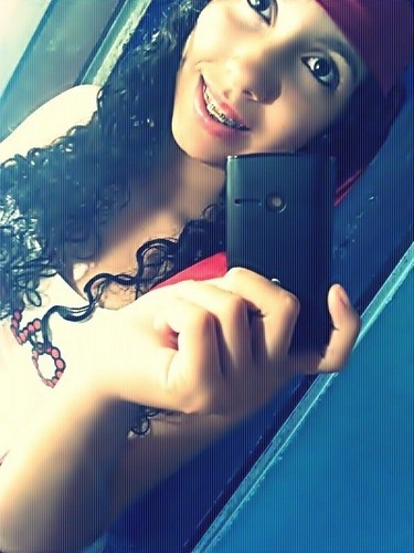 Fã Clube @LiviaAndradeSBT