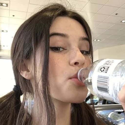 Leauteauwoz's profile picture. Gods determine what you're going to be.