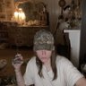 Mirrorforevver's profile picture. 