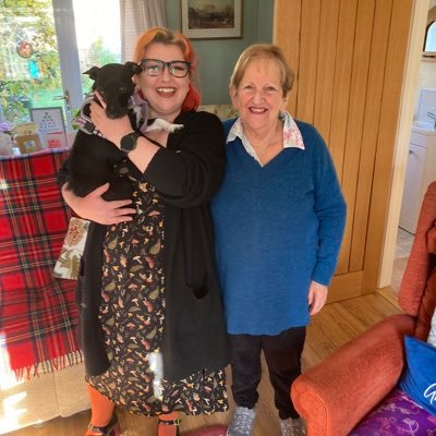 Wife, mother, book reader, part time guide and full time moaner