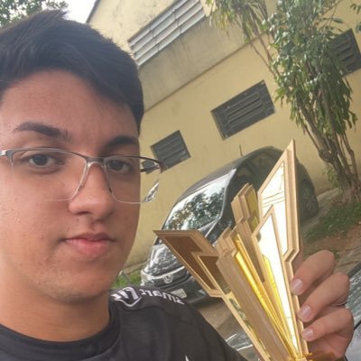 Empresarios777's profile picture. |) ligo pra nada em fih