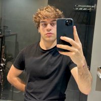 ≡vangeli⌀n 𐚁 (@bluehydrangeas_) 's Twitter Profile