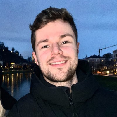 antoniogargaro_'s profile picture. Hey! 
I'm a software engineer and gamer. 
I will be streaming on Twitch!
https://t.co/f5Hx7UFv3y