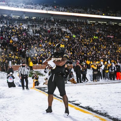 RB @mizzoufootball ll IG:@marcmarc23_ ll Hebrews 11:1🙏🏾✝️ ll 1%