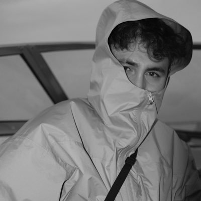 Award-winning designer. Founding Designer at @orb_club, prev. @getmoni_io, @strglxyz.