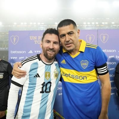Piel bostera, corazón bostero, sangre bostera, alma bostera. Riquelmista... 💙💛💙
