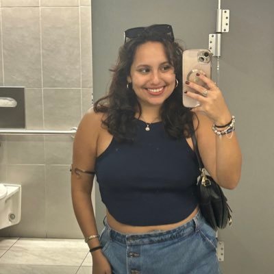 biancamourin's profile picture. you do what you want when you poppin