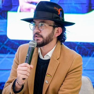 Ex-Alcalde Electo de Duitama por PH.
Abogado U.Libre | Esp. Resp. del Estado U. Externado | Máster Gobierno y Gestión Pública U. Pompeu Fabra - en curso.
