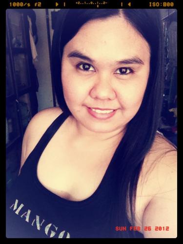 ToNizy07's profile picture. Love the art in yourself, not yourself in the art