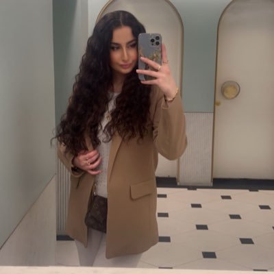 🇳🇱|🇱🇧 ʚ Dentist 🦷 ʚ Football Player ⚽️ ʚ IG: @dr.laraelj