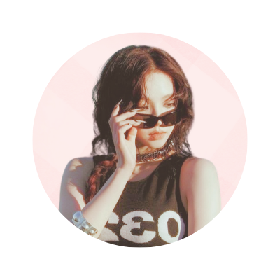 ⋆ Profile