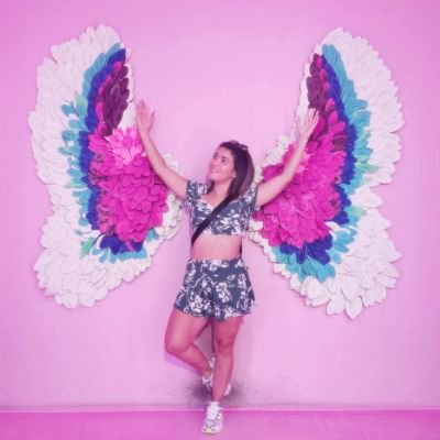 ImYomy's profile picture. 》Hello Yourself Dear 》 Batman is my spirit animal• 》UT• 》Ps. Is just one sky 😘 》BYE