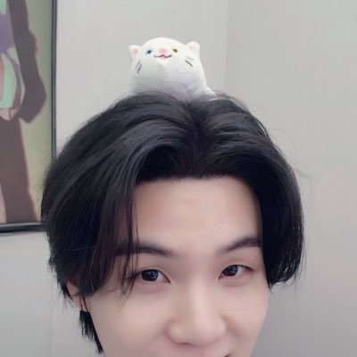 ygsamor's profile picture. yoongi’s military wife ✧･ﾟ: *✧･ﾟ:*