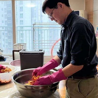 AlexandreHaym's profile picture. PhD Candidate, Political Science, Yonsei University. Korean & Japanese politics. 

https://t.co/vxEbEk4NE2
Editor at https://t.co/CWtWRJFIZh