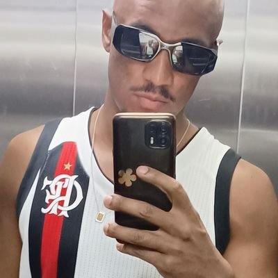 1ajunior's profile picture. Procrastinar e nada mais.
Acima de tudo rubro-negro ♥️🖤