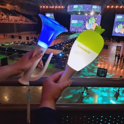 yuyr32639's profile picture. 대만 무무&멜로디

마마무💚문별이🐹김용선🐰
비투비💙서은광🐱이창섭🍑