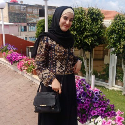 Humanitarian, Mother of three, and a teacher. Help me and my family evacuate to Egypt. https://t.co/W7k4x5G0Ye
