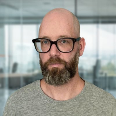 Freelance fullstack developer with an eye for design. Love to work with @laravelphp, @statamic and @tailwindcss. Owner of @snoe_labs. Working on @primanota_app