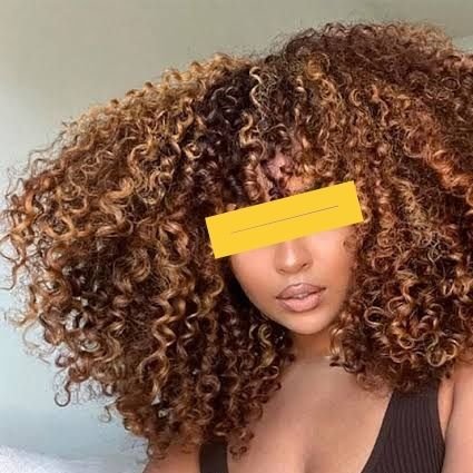 My name is Vandis.I am from Turkey. I am 🧜♀️ 18 years old. I am looking for an uncle. If you want to talk to me then DM me.