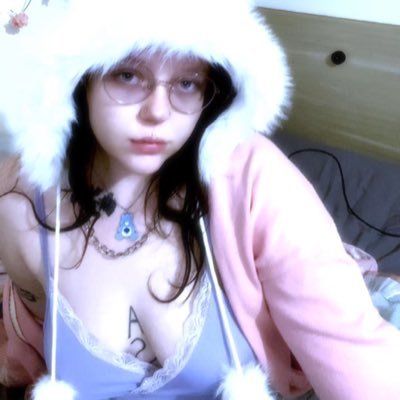 🇫🇷🇵🇱 virtuel🎀 En couple🤍NSFW/offrez-moi du rose 🌸🦩💖