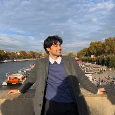 disisnotnick's profile picture. here for the while