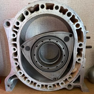 元自動車整備士/トヨタ検定1級/自動車検査員🚗🔧/アセットコルサ、ETS2等SIMにハマってます🚛 2026年春に息子とロードバイクデビューします 🚴