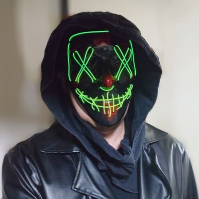 フロアに残る記憶、残響の道化師。
パントマイム、アイソレ、MC、ラジオDJなどの便利屋エンターテイナー。
BAR、ライヴハウスのイベントなどで押しかけパフォーマンスしてます。
DJ魔の巣認定パフォーマー。
いおりんさん率いるドS軍のボディガード。
#パフォーマー #患者 #THREEPERCENT