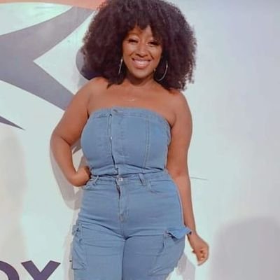 ashely043625960's profile picture. 