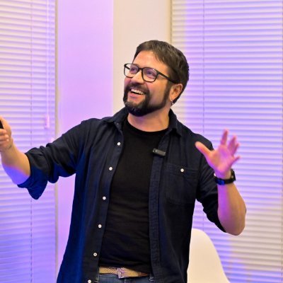 Consultor #SEO con un nombre raro | Me encanta #WordPress y el desarrollo web | https://t.co/afdxzZW0Li