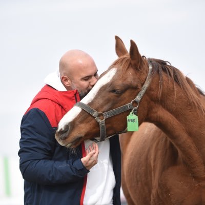 tonguceto's profile picture. 