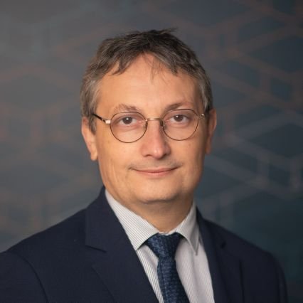 Président de l'Université d'Évry @UnivEvry
Professeur de Droit Public