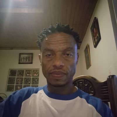 westburydogg's profile picture. love soccer,rugby,cricket and guns