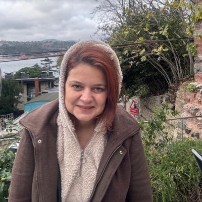Elif85251414441's profile picture. psikolog, phd tez aşamasında, sanat, edebiyat meraklısı