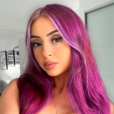leaving a bit of sparkle everywhere igo 💌 meetAngelmelly@proton.me Services: GFE, NGFE, DINNER DATE, DUO, FMTY.🏖️