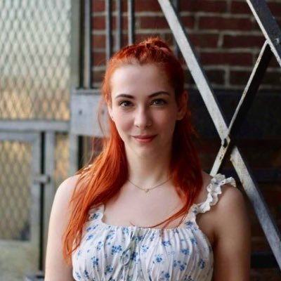 follow my 🎭 acc @sammi_soprano • actor • singer • real-life princess👑• horse girl🐴• small biz owner • 🍀collector • she/her | demi/bi🏳️🌈 • ✡️📚🐶♻️