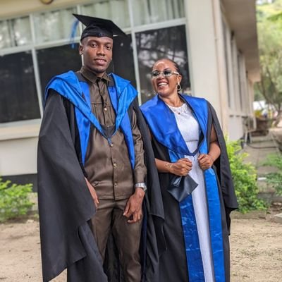 AliMzee50's profile picture. 