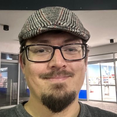 Mechatroniker, M / Ph Lehrer, Vater, Begeisterter Digitalisierer, #Onenote Enthusiast, privater Account