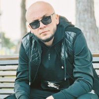 Persona non grata (@byrmvprvz) 's Twitter Profile