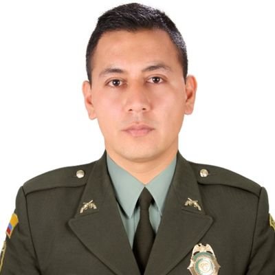 Ingeniero 👨🏽🔧🔧
Intendente Jefe PONAL - Colombia
/Soy la posibilidad que tiene Dios de untarse en el fango/ Solipsista/ #AndAndO🚶🏽♂️