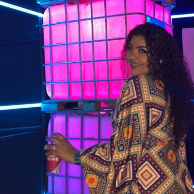 cruzcamilla545's profile picture. É necessário viver..🦋