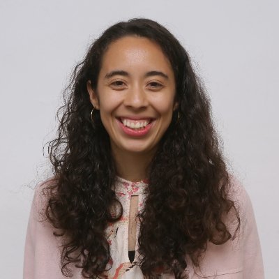 Estudiante de doctorado en física, CIOp-UNLP.
Colombiana.