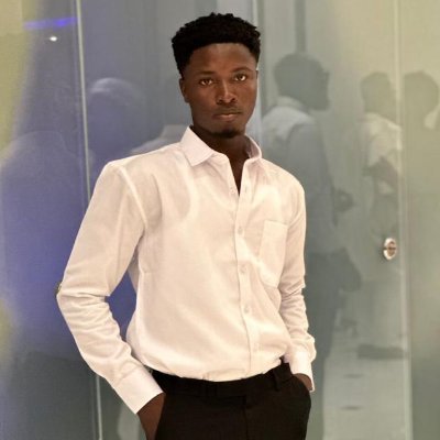 Video Editor I Motion Graphics I Graphic Designer.
Freelancer.