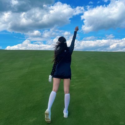 bbconnect04's profile picture. Flying high on dreams and possibilities ✈️