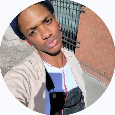 BlingBlowOhh's profile picture. 