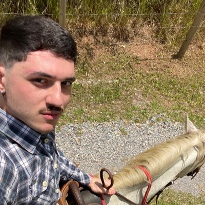 gustavo 🤠 Profile