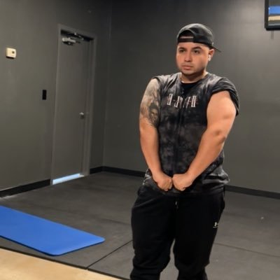 phosho7's profile picture. 